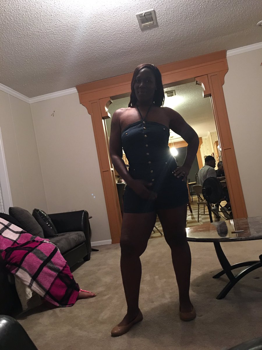 sexy_choco12's tweet photo. Thuggn in the boot with my people https://t.co/8pcModKJdI