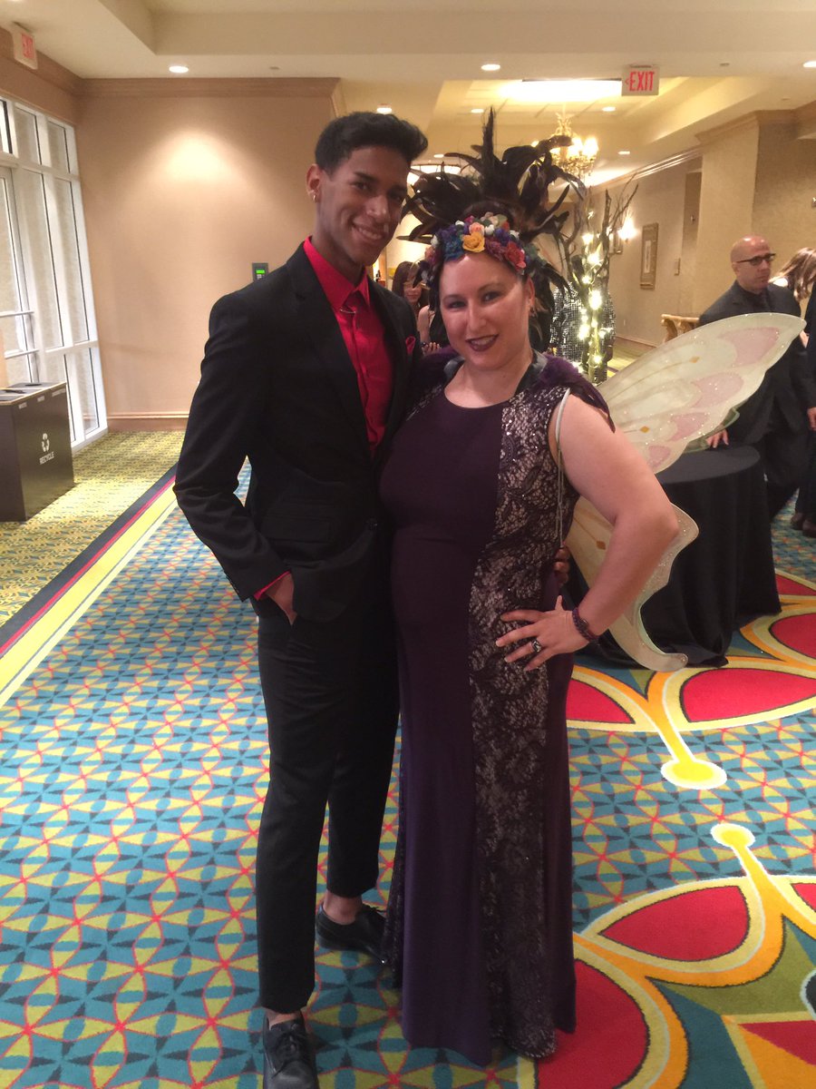 MHSSADD's tweet photo. MHS SADD Super Seniors reppin at #prom2k16 Mama Bear loved being with all of you tonight! https://t.co/woMu3AcnUF