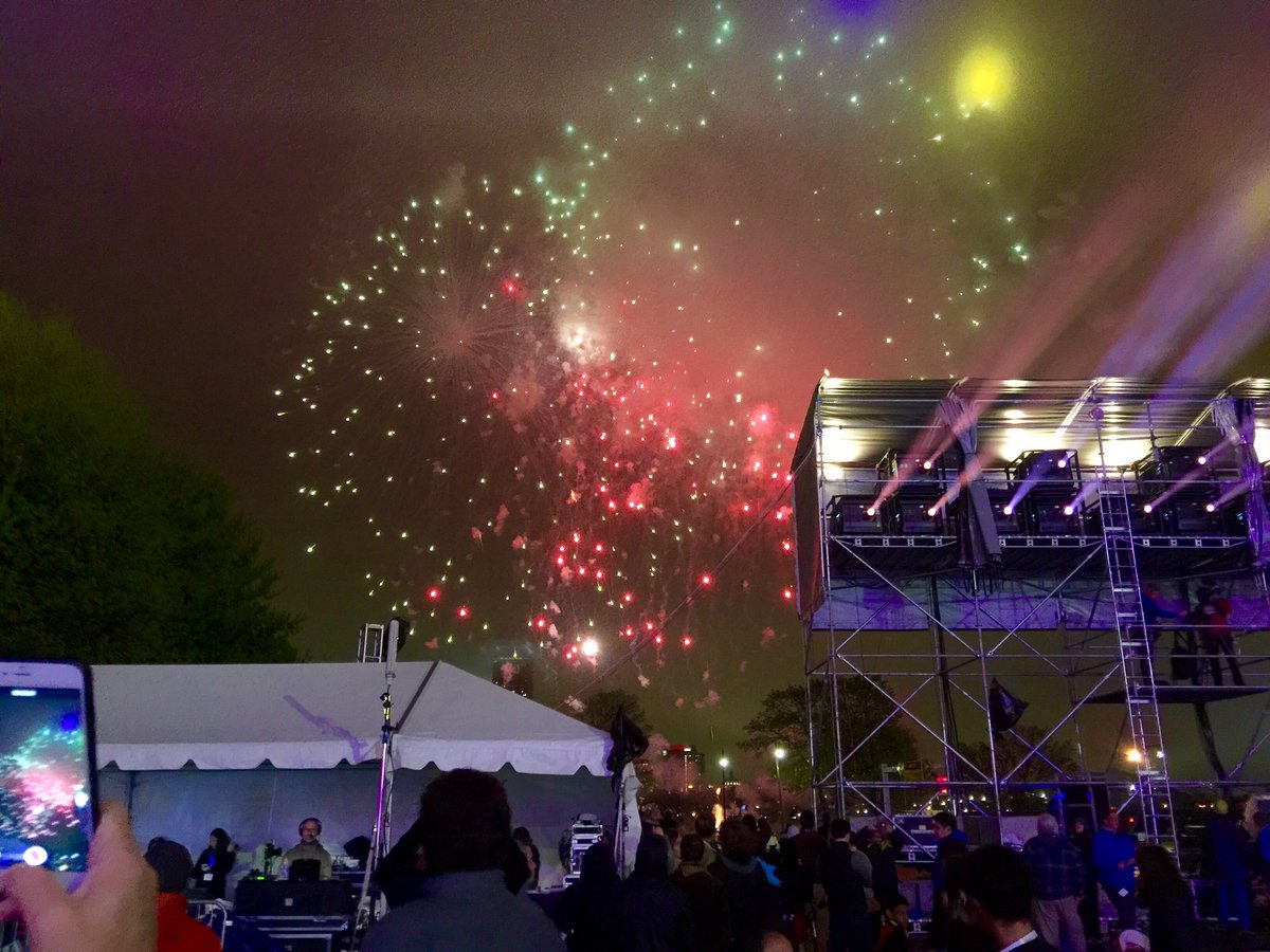 hellojonsalas's tweet photo. .@MIT celebrates 100 years since crossing the Charles and moving to Cambridge. #MITMovingDay #MIT02139 https://t.co/kvmfcEaDuE