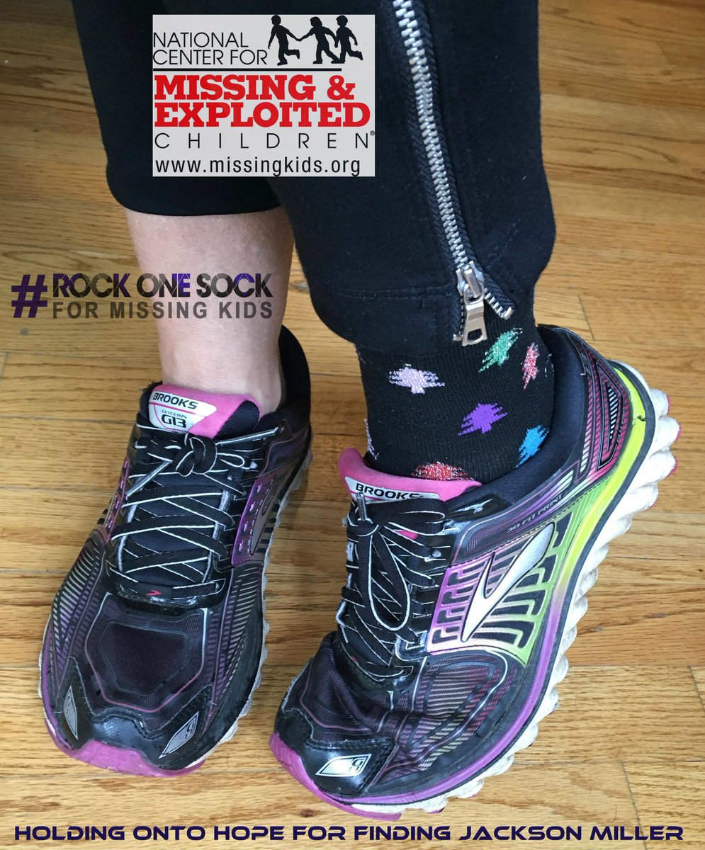 GinaMFunaro's tweet photo. We hope one day all missing children will be reunited with their families. #RockOneSock to show your support. https://t.co/6xfwCKzvPj