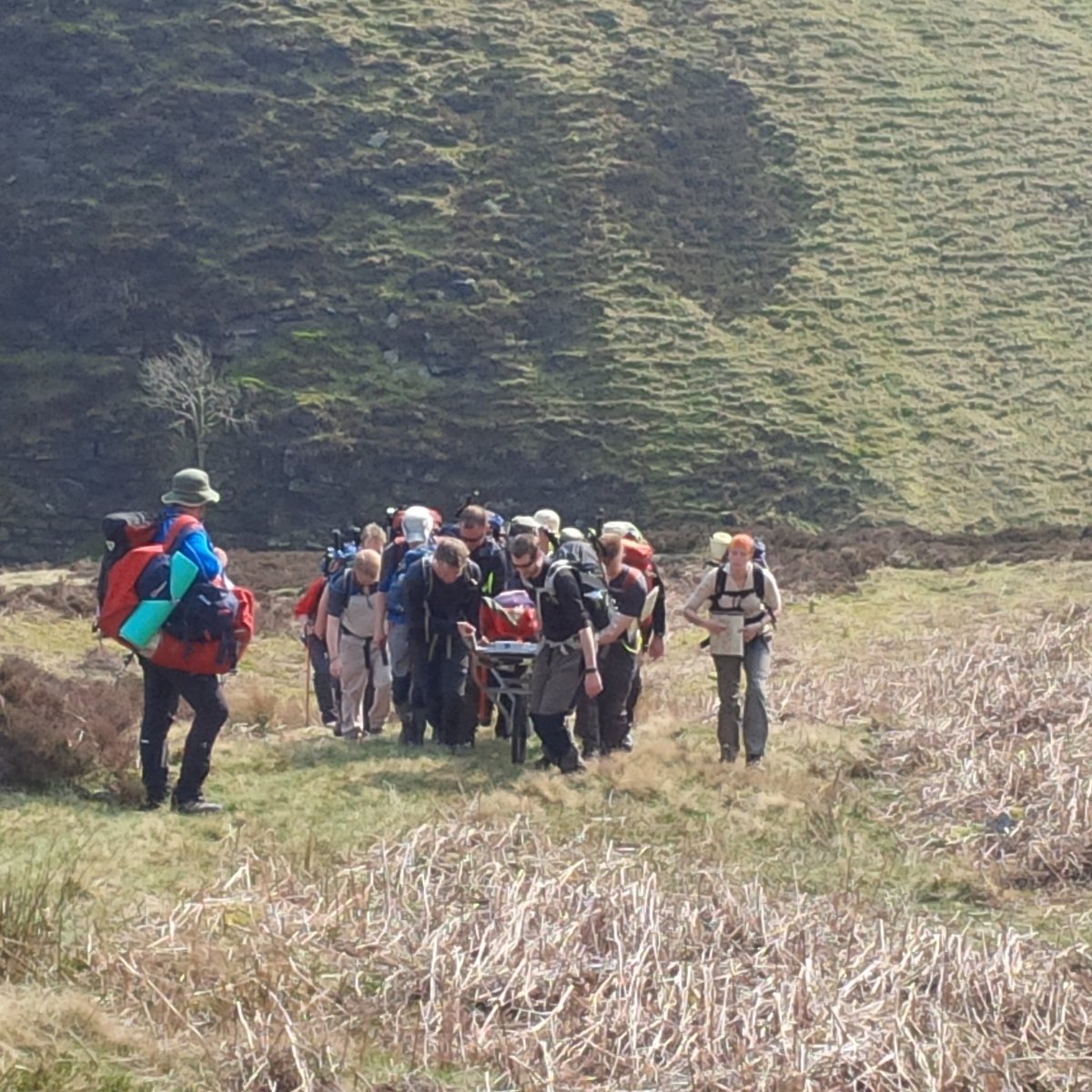 Hertfordshire scouts field response training in action with derby mrt great scouting times in the sun shine.