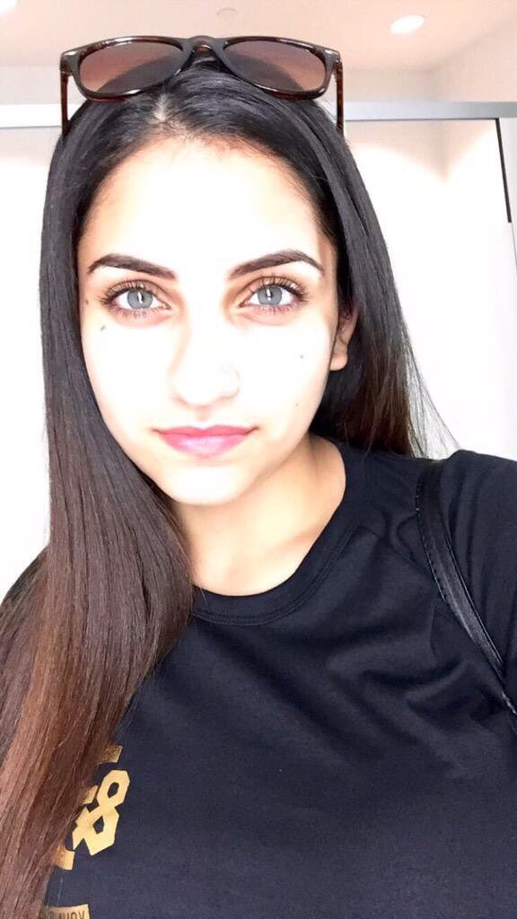 ArabBabess's tweet photo. Lebanese🙈😍🔥 https://t.co/LH4Ko8HgVg
