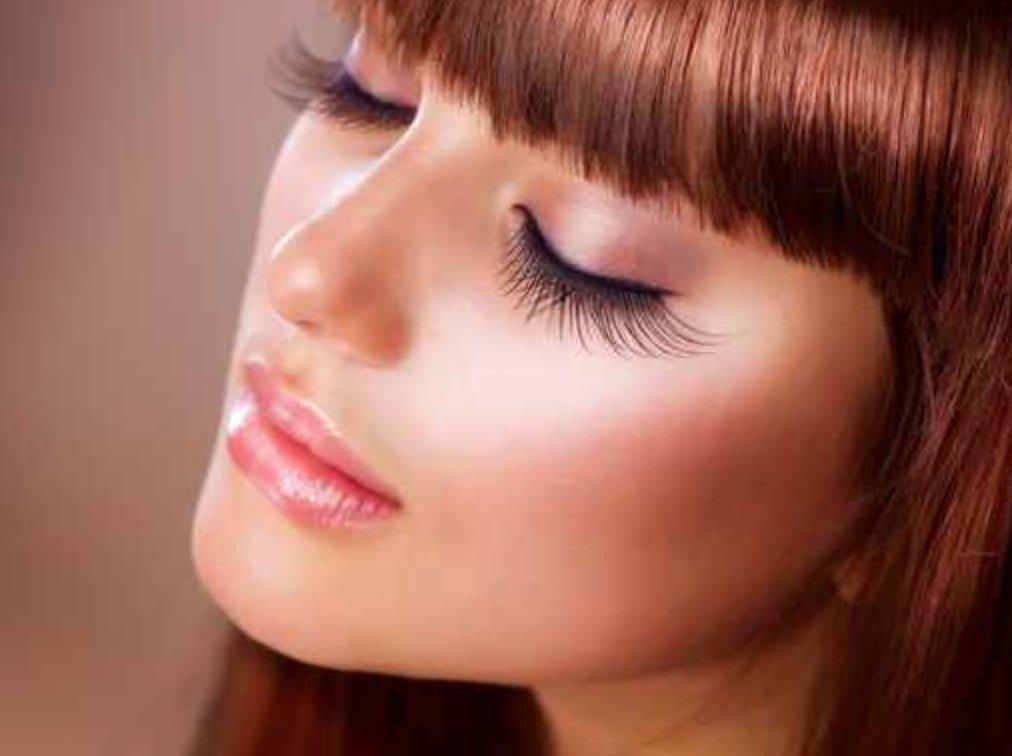 All the #Skincare and #makeuptips to take the best selfies. abeautifulwhim.com/makeup-tricks-… #bbloggers <a href="/BBlogRT/">BBlog RT</a>