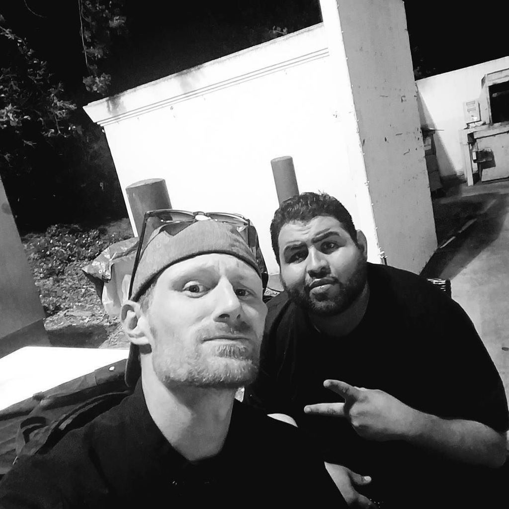 Karina_DelgadoV's tweet photo. Kitchen thuggish. #ChefLife #GrindLikeMe #TakeNoDaysOff #truecooks #grinding #bad #day #Sauteelife #real #chefs #do… https://t.co/Bcl0q4LtJE