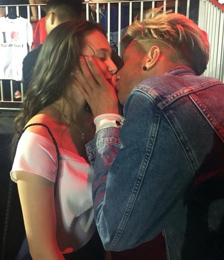 EmiliaaaR_x's tweet image. @TayTay_FL 
Thankyou for last night, meeting you was amazing at 
@SEShowcase 🎉
I love youuuuuuu❤️