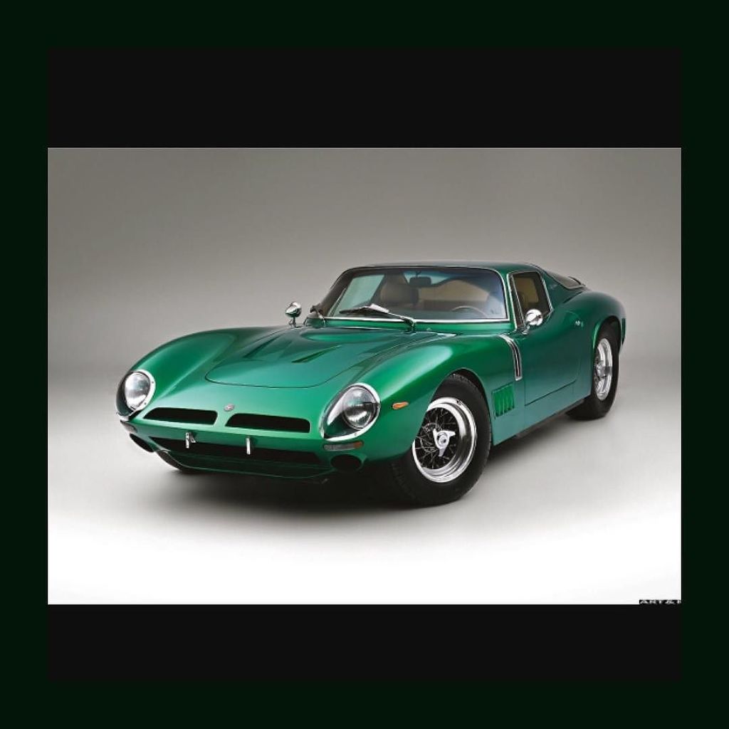 MARCHLAB's tweet image. Sunday drive ... 1966 Bizzarrini 350 GT
Regram @the_classiccar_lover
#green #car #classiccars #retrocars #vintangec…