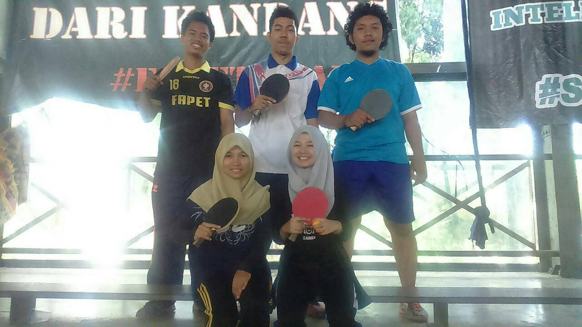 Semangaat guys!! Bawa pulang emas pertama untuk fapet.

Final Tenis Meja Putri FAPET VS FEM