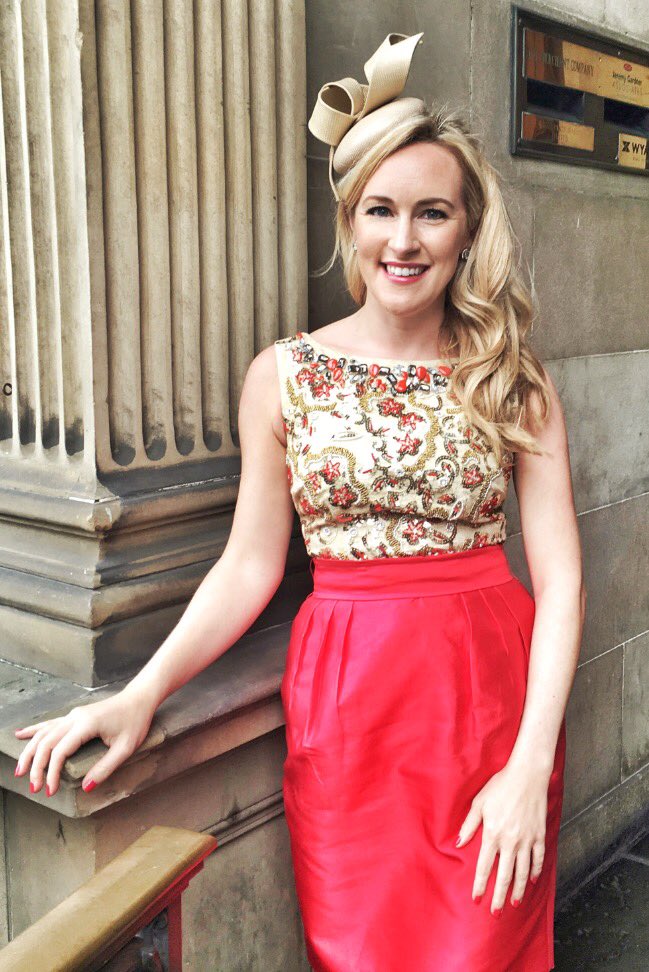 A beautiful day for a wedding! Thank you <a href="/TheHatClub1/">The Hat Club</a> <a href="/GinaFosterHats/">Gina Foster</a>  for my fabulous hat 💕