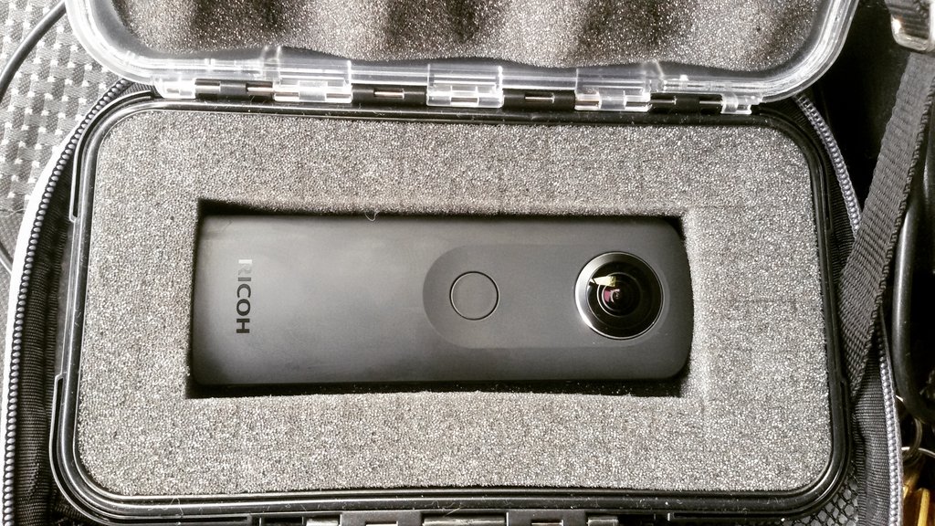 DENNprod's tweet photo. Hoy se labura!! #ricoh #thetas #360 #ricohtheta #ricohtheta360 #rencore #sinmasarmasquegritar #dennprod #rencore360 https://t.co/plFQF9ebcq