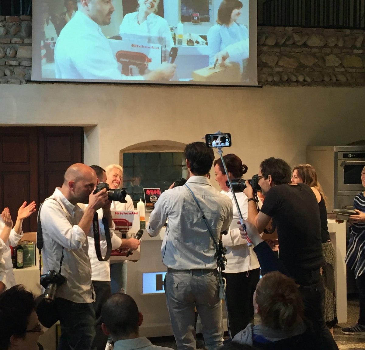 esperienzegusto's tweet photo. Complimenti alla prima classificata @BeautyFoodBlog! #FoodBloggest https://t.co/fgL9ooD3yN