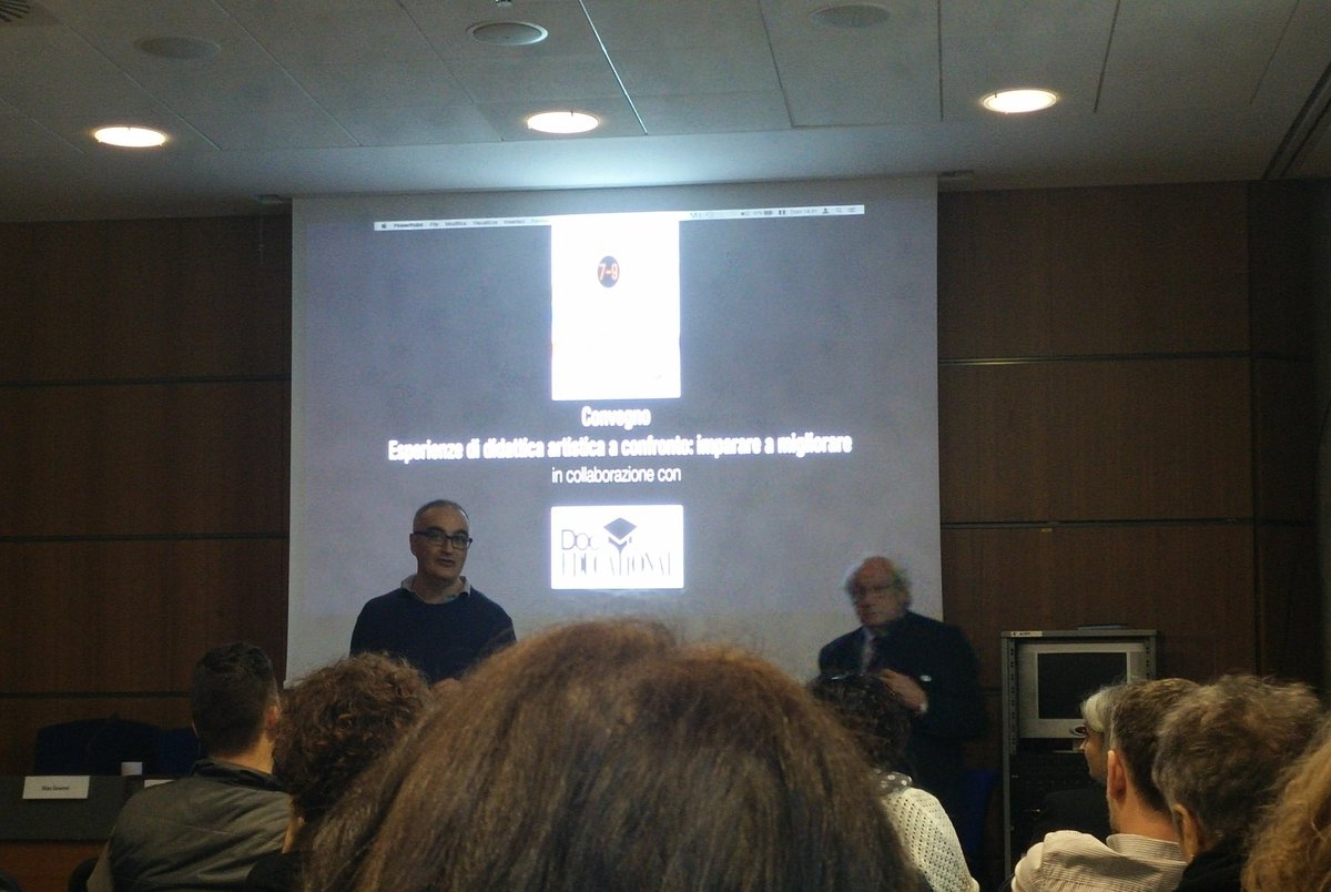 musicinsideart's tweet photo. Ora con #DocEducational si parla di #didattica #musicale con le scuole di #musica
#villaggiodellearti https://t.co/ly0pvBFAUe