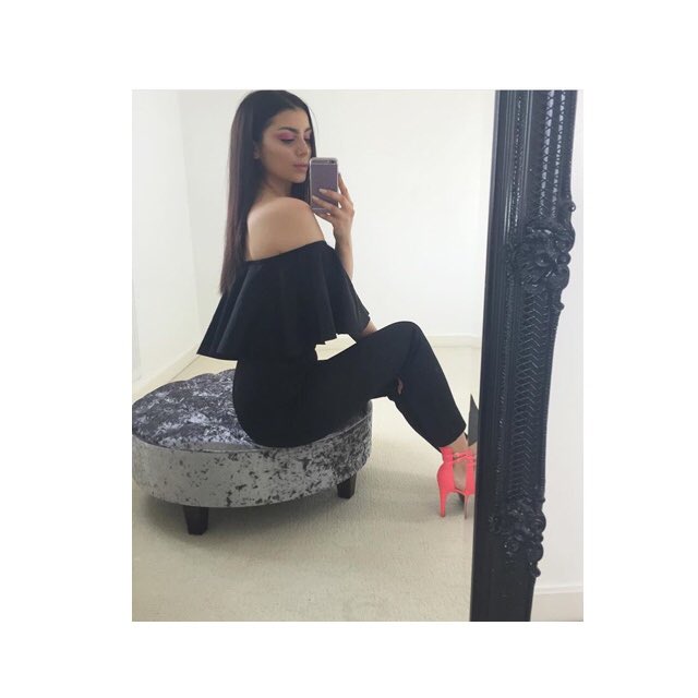 TheCityRack's tweet photo. The gorge @_jrange rocking out Black Frill Jumpsuit! #ootd

Available now at https://t.co/f8tLXcRZ4f https://t.co/81sjKnvCiJ