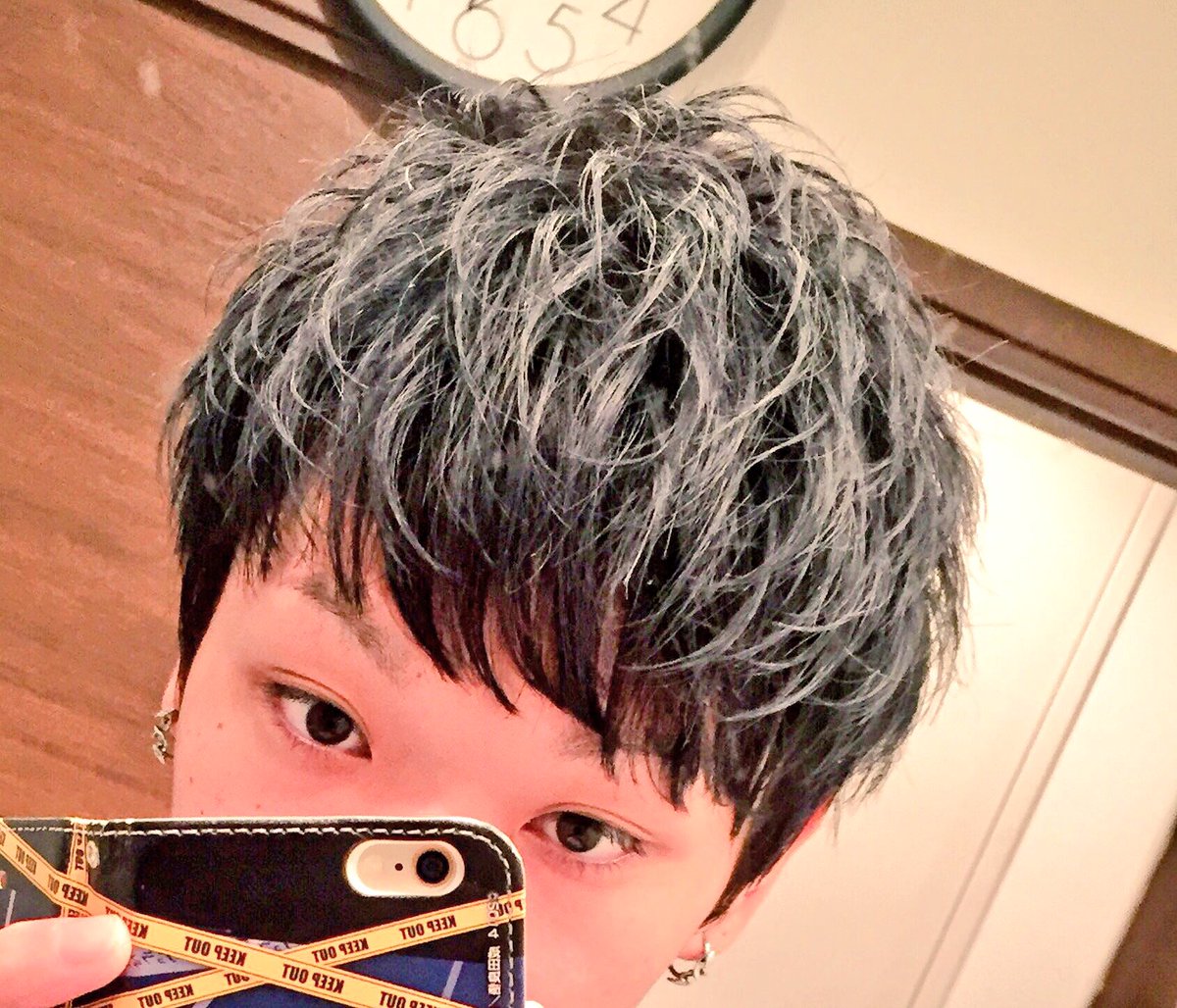 Lipps大宮3rdfloor 鈴木 優作 على تويتر 今日は ミューブルの黒とリキッドファンデーションを混ぜてシルバーアッシュぽくしてみました セットlippsさんのセットぽくしてみました 良かったイイねとrtお願いします 高校生 セルフセット