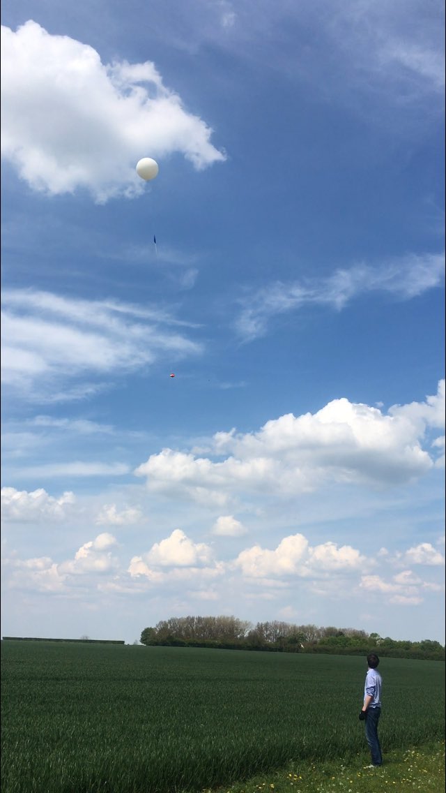 e3SpaceProgram's tweet image. #hermesII is in the air! #spaceballoonlive