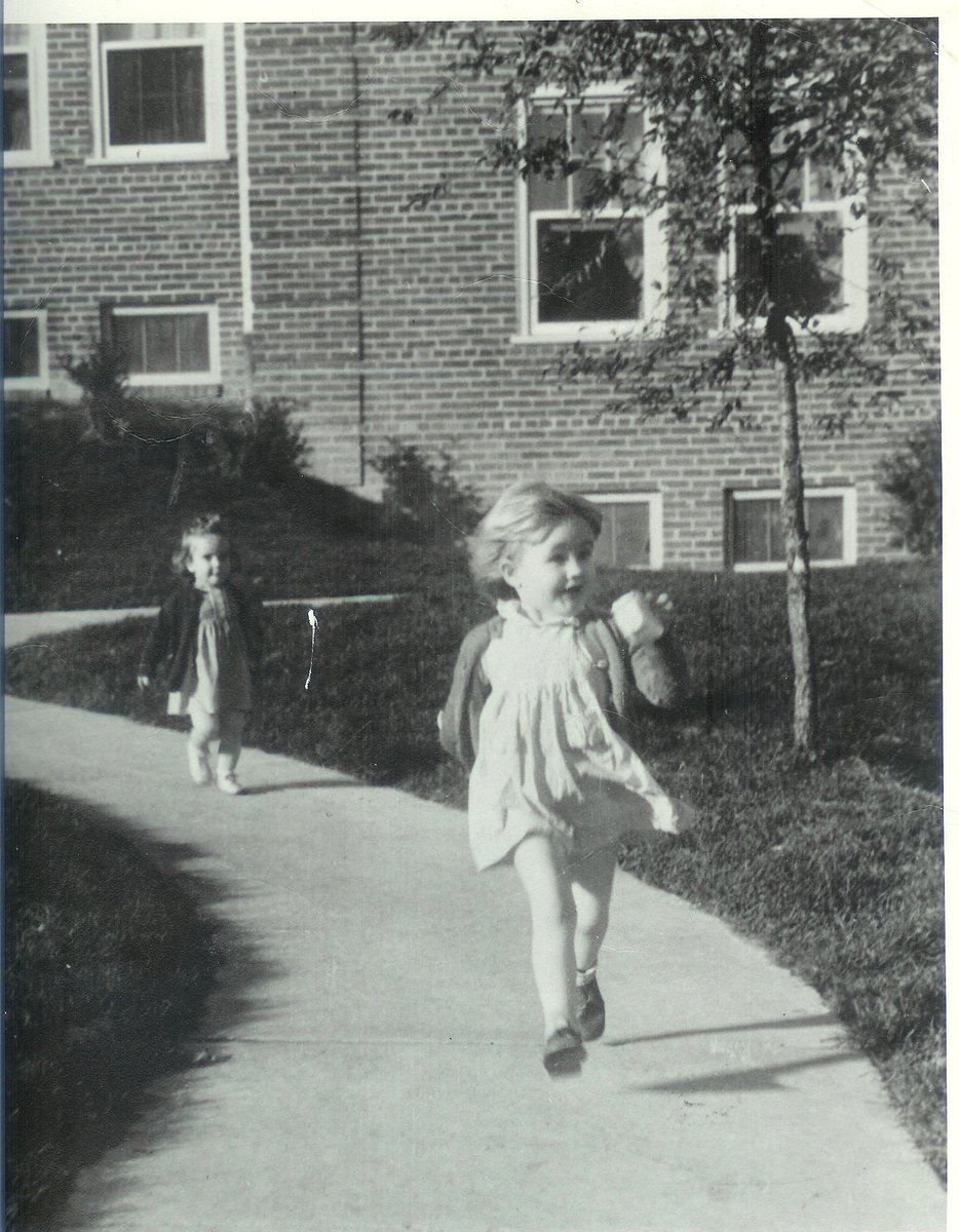 letterwriting's tweet photo. I lost my mother when I was three. Happy Mothers Day to all those who have lost their Moms
https://t.co/hoysiqbSzo https://t.co/Tev4YQbP1S