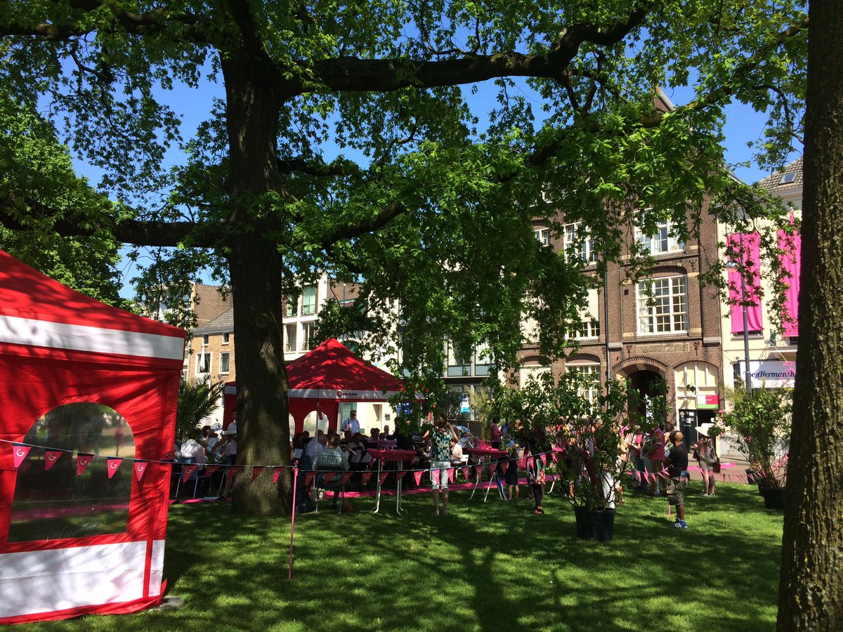 AiconImpact's tweet photo. Waar is t feestje? Hier is dat feestje! Gezelligheid voor de deur @Girogelderland https://t.co/JOG3S90SNO