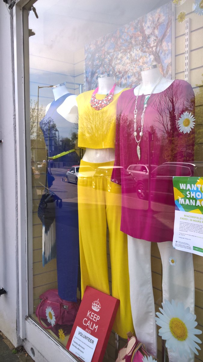 Natacha_Terrot's tweet photo. It's all about the summer brights @oxfambeaco #hobbs #lauraashley #phaseeight #ralphlauren #SunriseToSunset #beaco https://t.co/8rYGJAMRDS