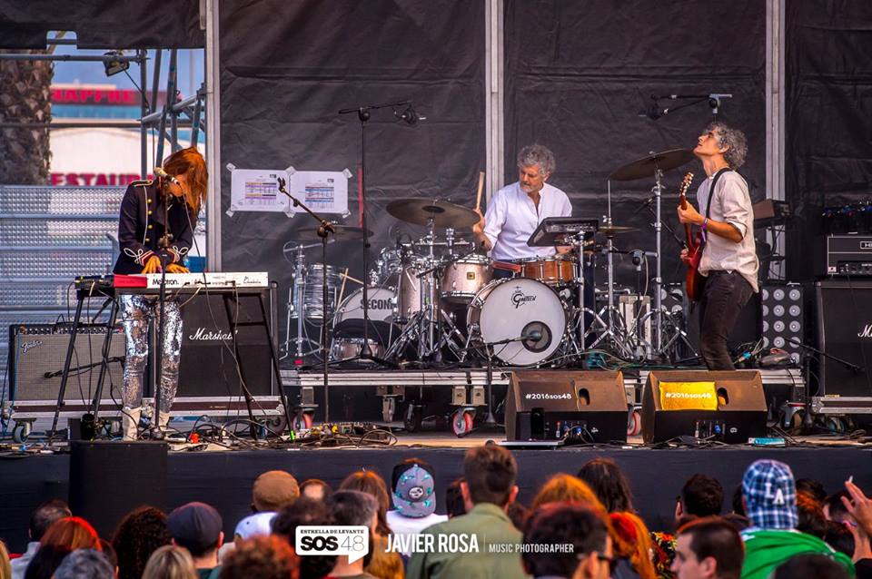 bythefest's tweet photo. Entretenidísima crónica del sábado del #SOS48 https://t.co/8WaoBW5ZOF #sos48festival https://t.co/lfS2uIC7Ov