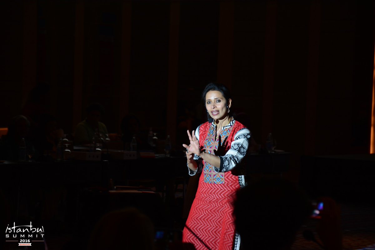 W_D_Summit's tweet photo. Special Performance by Rama Mani "Women Changing the Paradigm of Power" at #IstanbulSummit2016
#genderequality4peace https://t.co/1sUiicLTSs