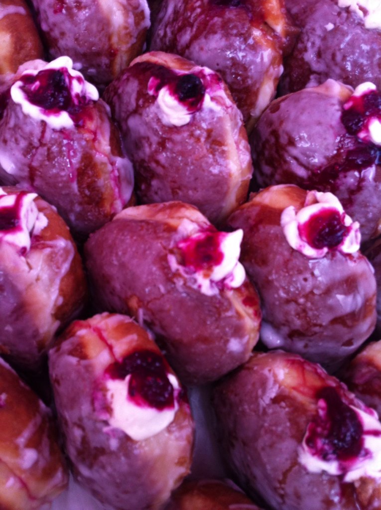 BigODonutCo's tweet image. We are #FullCreamAhead @TFSundayMarket until 2.30pm @The_T &amp;amp; #Everyoneelse in #Bedminster #Southville #comehungry