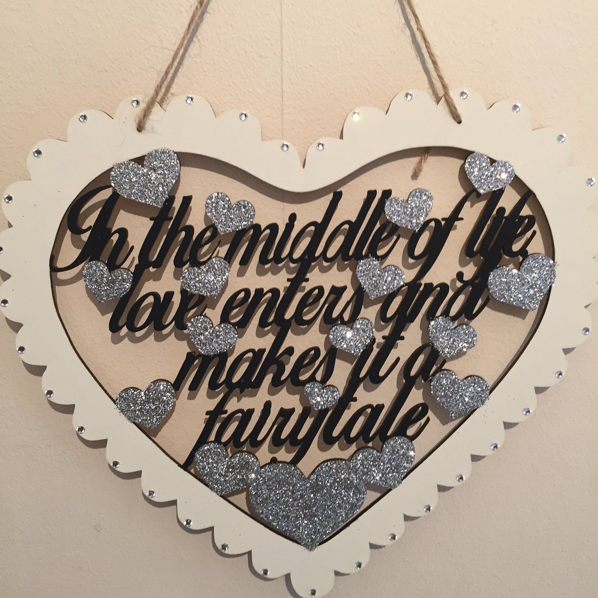 x_madewithlovex's tweet photo. Gifts for all occasions, personalised to your requirements https://t.co/8t2H2w7N0b #womaninbiz #mumsinbiz #craftrt https://t.co/8QXQDzEOR9