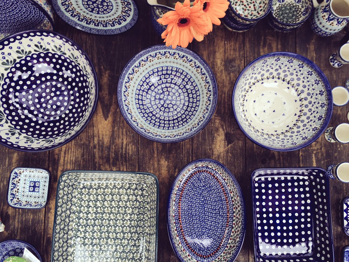 altrinchammkt's tweet image. Bright &amp;amp; beautiful! Traditional, handmade Polish pottery from @FilipskiKirkus today @altrinchammkt 10-4