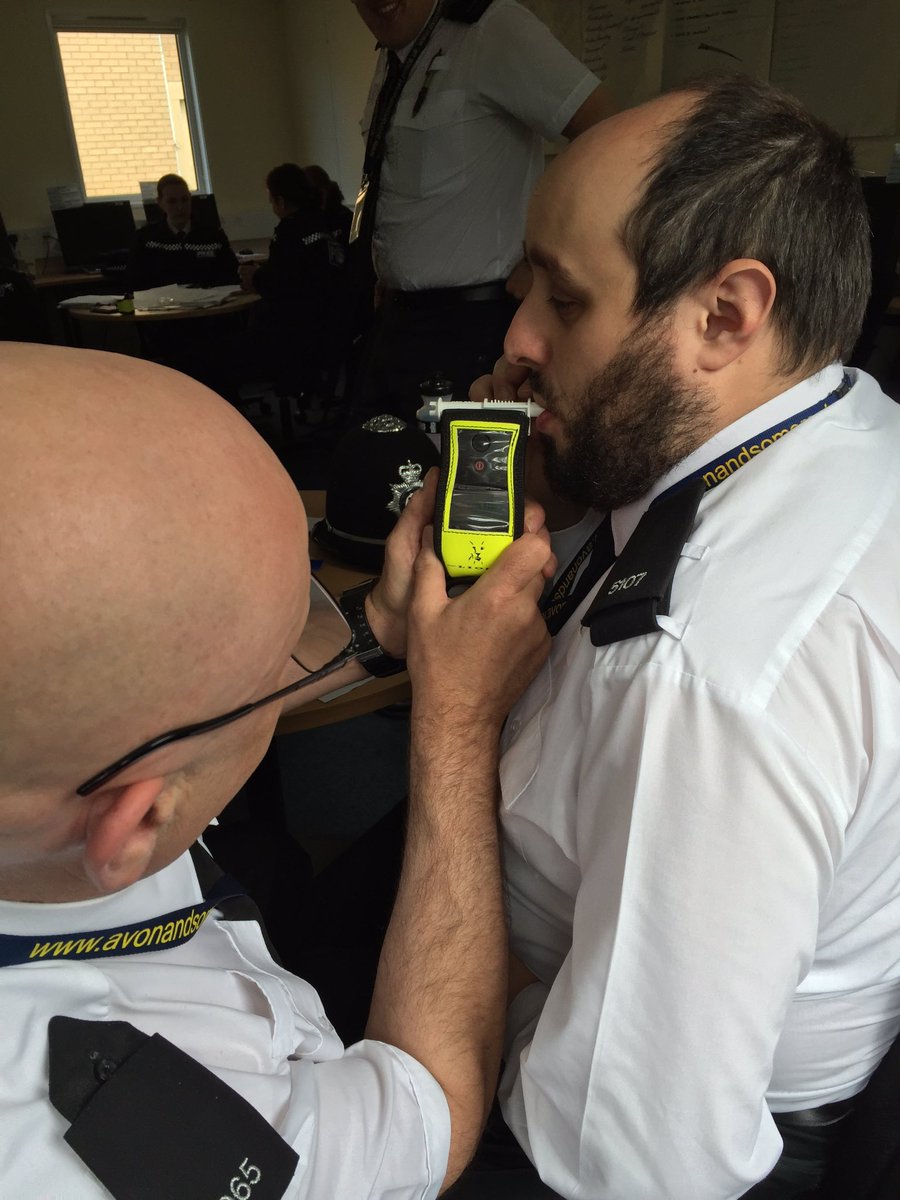 ASPSpecials's tweet photo. Class 05/15 have been covering drink drive legislation and how to use a roadside breathalyser. #SCJamie #couldyou https://t.co/EBLgUN8Tpc