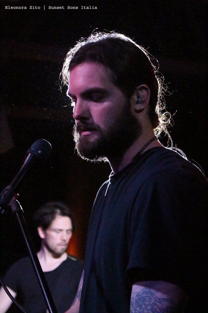 SunsetSonsIta's tweet photo. .@SunsetSons live @ BIKO, Milan 🇮🇹 
📷: Eleonora Zito / @bastardstille #2 https://t.co/UsD8riXsiT