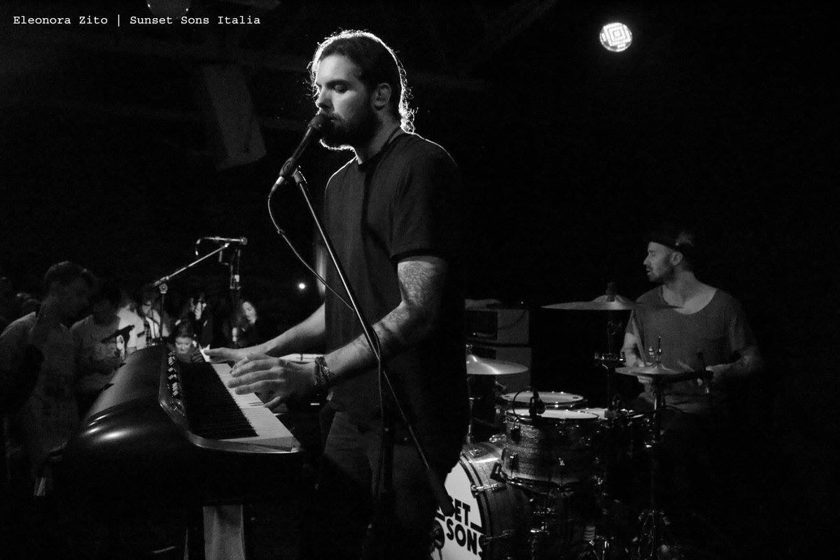 SunsetSonsIta's tweet photo. .@SunsetSons live @ BIKO, Milan 🇮🇹 
📷: Eleonora Zito / @bastardstille #3 @JedLaidlaw https://t.co/VvhRPCFSXb