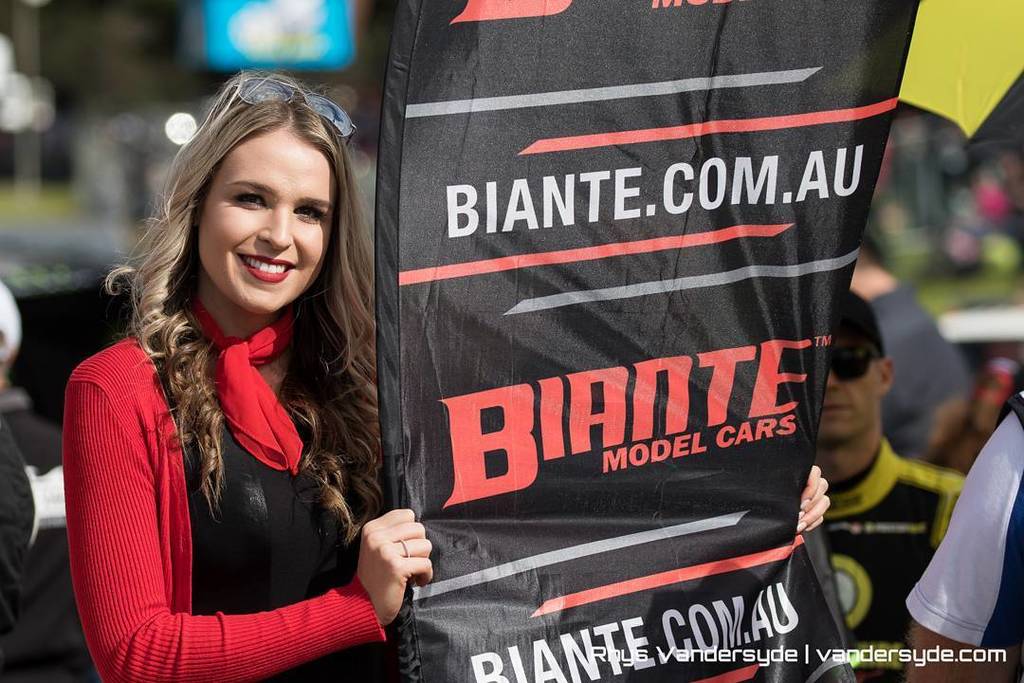 rvandersyde's tweet photo. Only because you've been stalking me the last two weekends @saarahangus.
#gridgirl #biant… https://t.co/DG7RBIQcBv https://t.co/FPbF4bKuKq