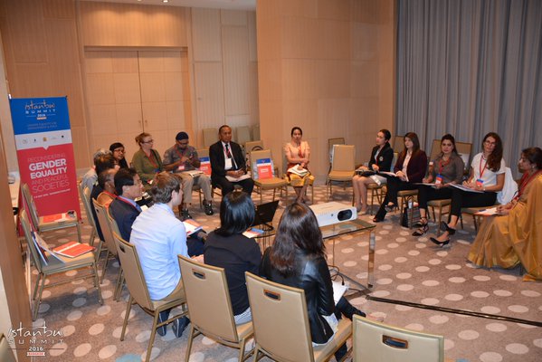gyvorgtr's tweet photo. #IstanbulSummit2016 'İyi Yönetişim ve Hukukun Üstünlüğü' Konulu Çalışma Grubu
#genderequality4peace https://t.co/pK6gyivG7t