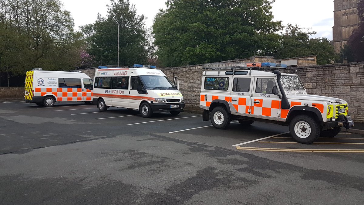 sara_tewkesbury's tweet photo. Team with @SARAbeachley &amp; @SARDASouthWales  last night assisting @Glos_Police with locating a missing person. #MREW https://t.co/TjuNhqvrzC