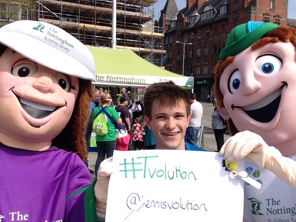 tennisvolution's tweet photo. #Tvolutionselfiechallenge #Notts #nottsbuildingsociety @TennisInNotts @MidsTennis #Tvolution @BritishTennis https://t.co/XZC9SevWeR