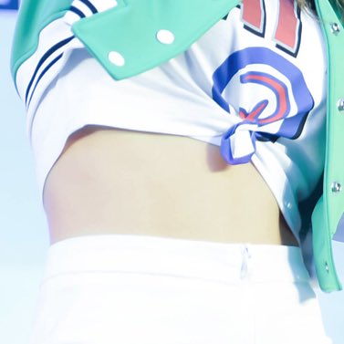 MoAbs_MiLips's tweet photo. #Momo #MomoAbs #Mina #MinaLips #ShyShyShy #샤샤샤 https://t.co/5ge8optfgM