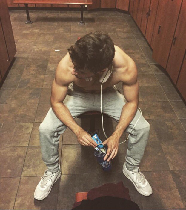 themarvelouseli's tweet photo. Anyone else wanna work out? https://t.co/nBH8qQUzWL
