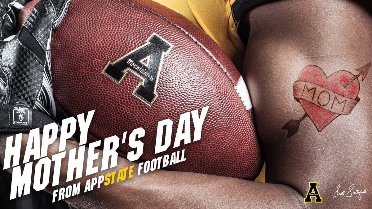 AppState_FB's tweet photo. Wishing all the moms of #AppNation a Happy Mother's Day!

#MothersDay https://t.co/UjmmxFlc7b