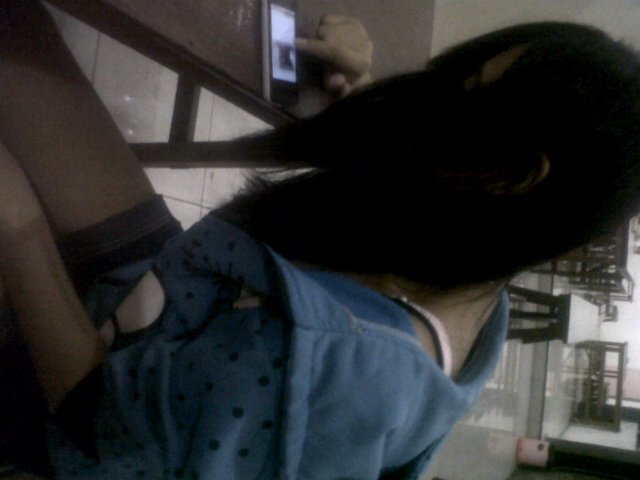 BoManiez's tweet photo. Selfie nunggu km mas :* sambil baca komik :P @koen_joe @MarKiBo_ @BeastFull @cakGO69 @Dadsoe @SexyFreshBabes https://t.co/nq79Pj15AX