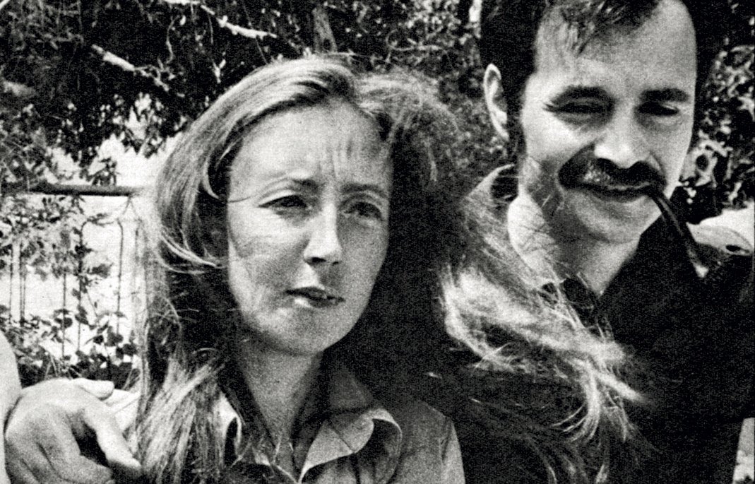 multiversumsite's tweet photo. Oggi parliamo di #Panagulis e del libro scritto per lui da Oriana #Fallaci
Leggi qui ►https://t.co/y9EVyjQryc https://t.co/iKGvhIrn5f