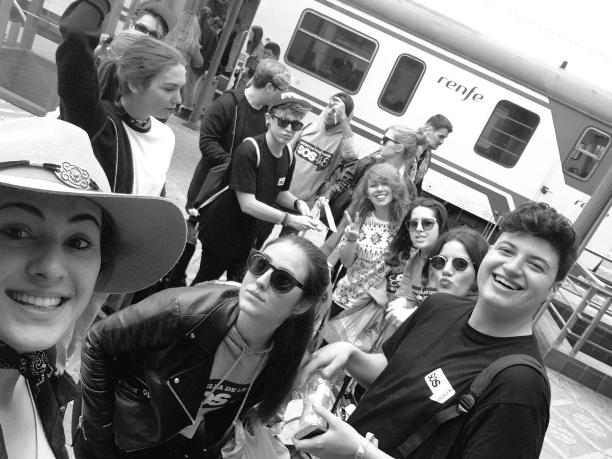 LeGarageTV's tweet photo. ¡Nos vamos! Gracias @insideshops por la experiencia! #insidesos48 #legaragetvteam 🤘🏻 https://t.co/ceA0kWpIL5