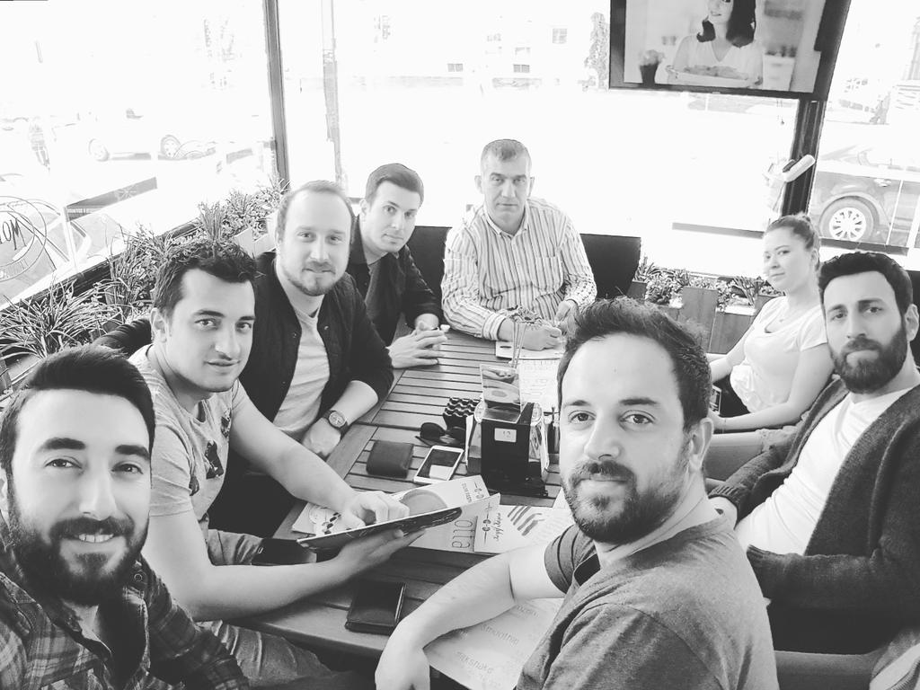 grupkoliva's tweet photo. Bu akşam Gebze Osman Hamdi Bey Kültür Merkezi'ndeyiz. Konser halka açık ve ücretsizdir. https://t.co/WWrhfGbElp