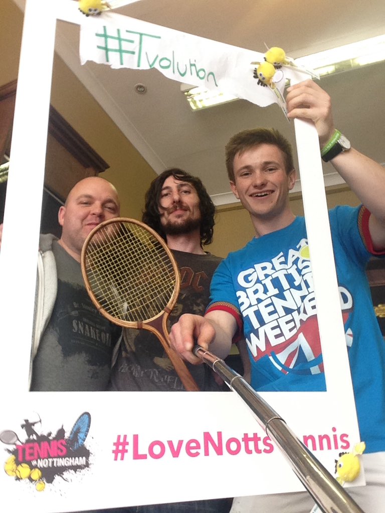 tennisvolution's tweet photo. #Tvolutionselfiechallenge #Tvolution #tennis4all #Nottsindependent @Theevapeorium https://t.co/cUuTIjxD5u