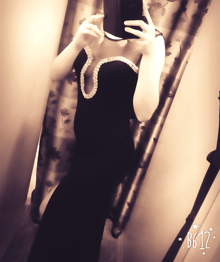 IvanaVidovic6's tweet photo. #promdress https://t.co/pSUeFSADM3