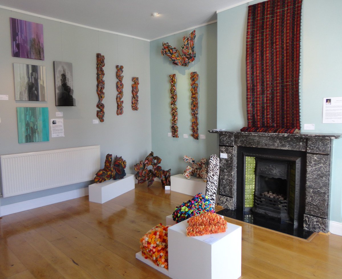 EncountersArt's tweet photo. What to do today? Our doors are open at 12 Landgale Road, BN3 4HN. Our second weekend OPEN! #encounters2016 #aoh2016 https://t.co/UvLDehE7rG