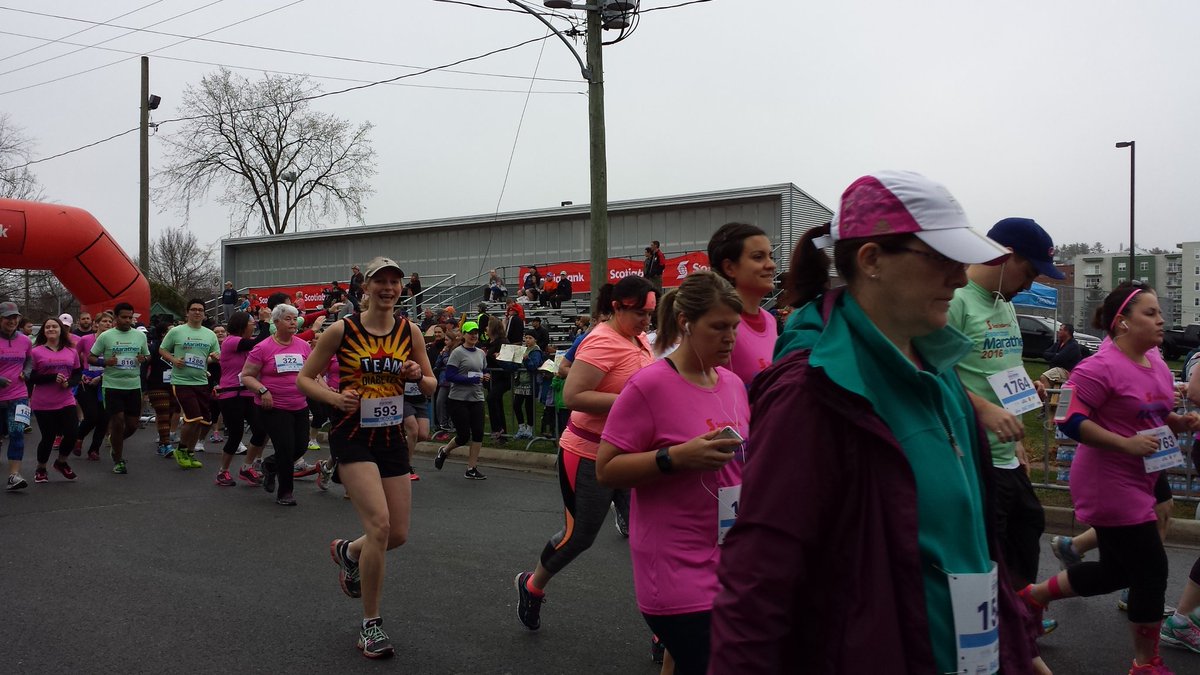 Run_Jerri's tweet image. Such a great race day so far! @FtonMarathon @TeamDiabetesCDA