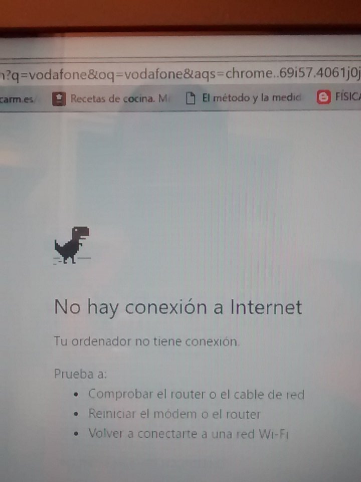 anorcast's tweet photo. @vodafone_es la fibra en casa no funciona con regularidad, ahora mismo otra vez https://t.co/tVG43XttIf