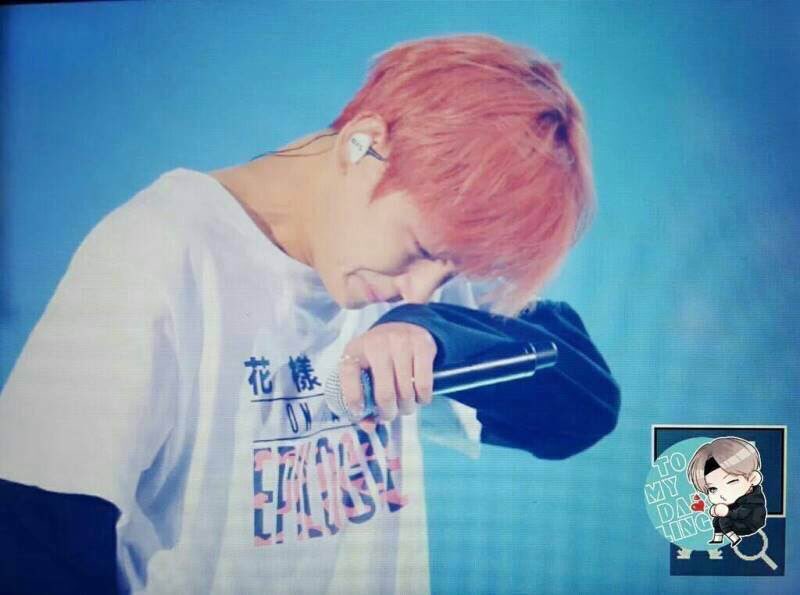 lovebts82's tweet photo. あんだけ家族大好きなテテやもん。多分会うのも久しぶりなんかな…
涙でるよね。
いつもペンを優先してくれてありがとう。 https://t.co/QK7fMZhWpX