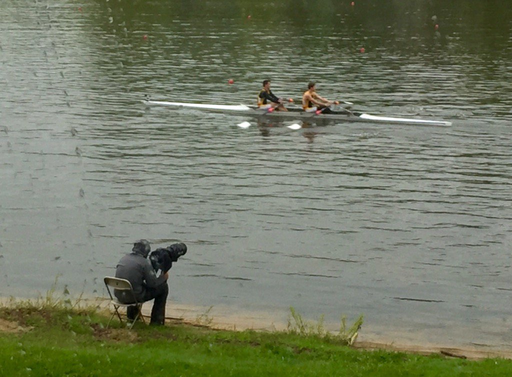rowPNRA's tweet photo. #MAYC2016 row2k photographer shoots in the rain. Check out their gallery for race pics. https://t.co/gYCWq9HUFd