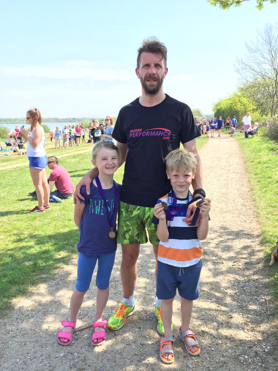 Live_Like_Mo's tweet photo. Kids had a blast however! They did @AltonWaterRun 2k with my wife. Very proud. #runningintheblood #livelikemo https://t.co/71BamZjf6A