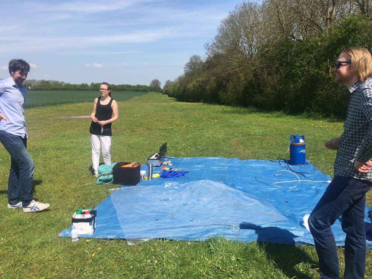 geowriter's tweet image. And we're ready to go....! #spaceballoonlive