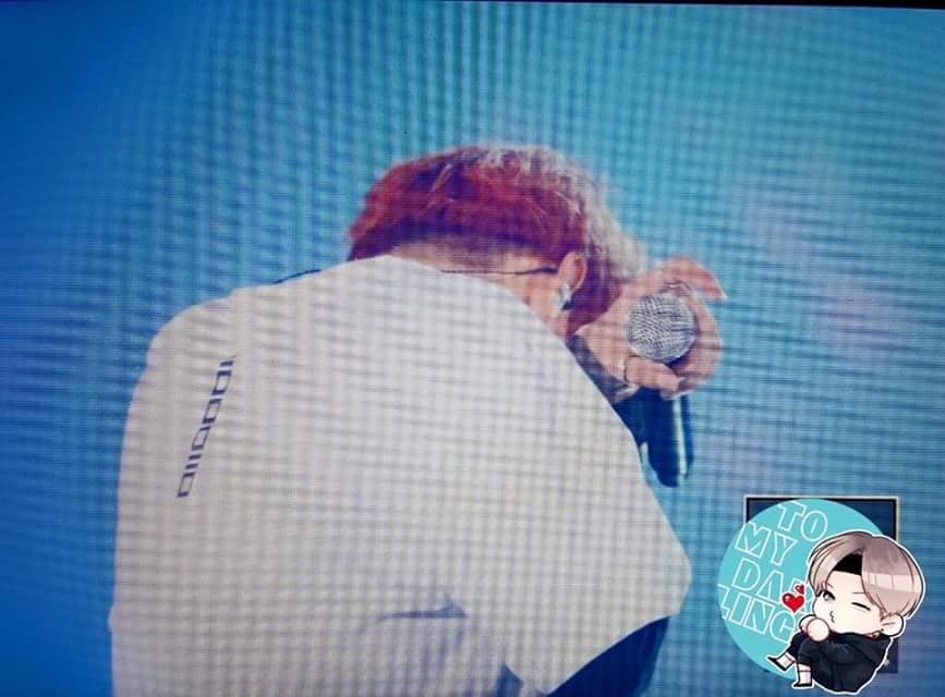 blobts0615's tweet photo. #방탄소년단사랑해
난 숨���고 싶어 이 밤이 싫어 https://t.co/yKEChJDm45